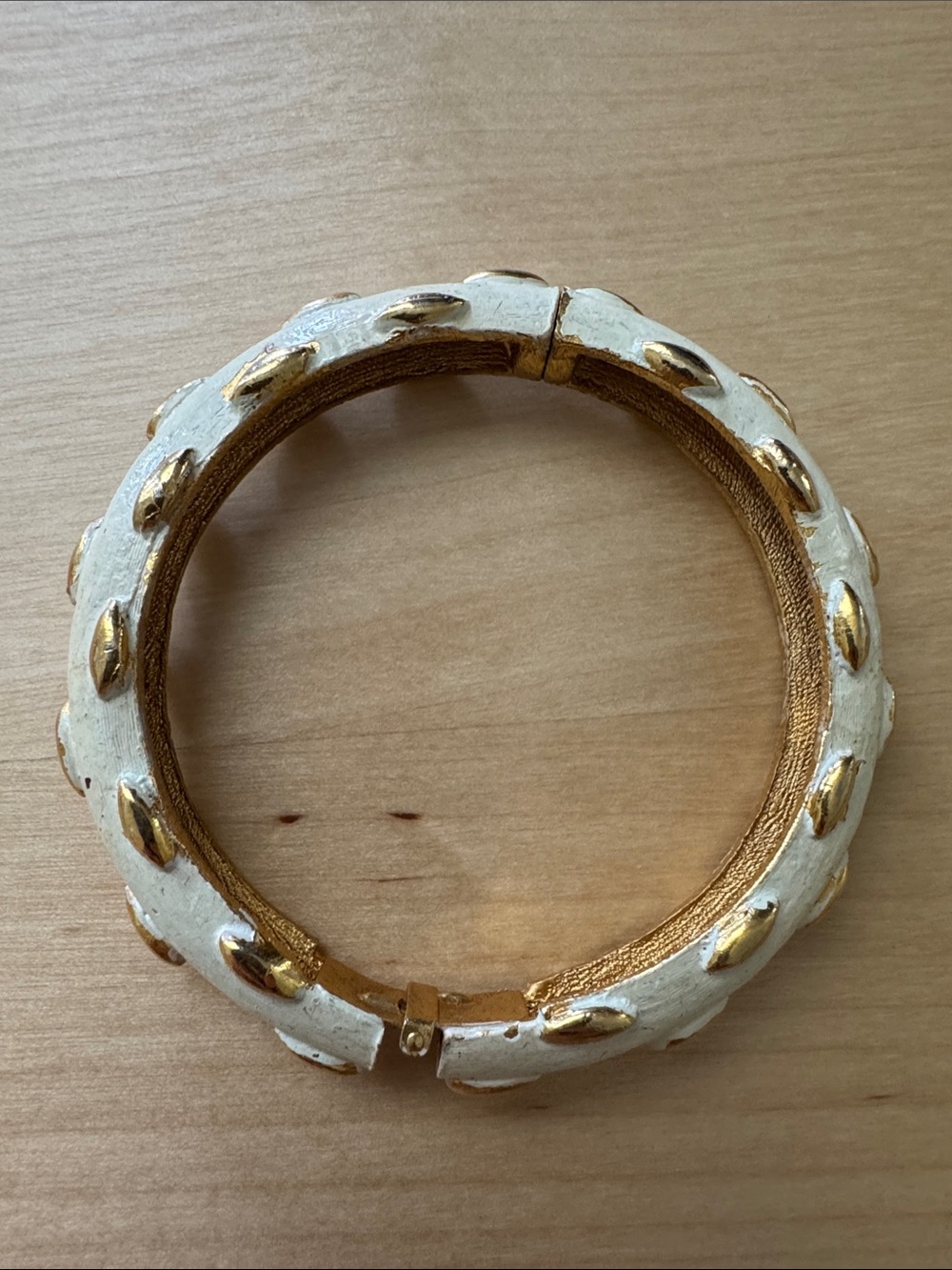 Vintage Les Bernard Hinged Bangle Bracelet